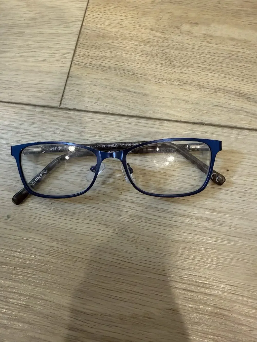 Design Optics by Foster Grant Blue Metal Reading Glasses SR0719 0404A 52-16-140